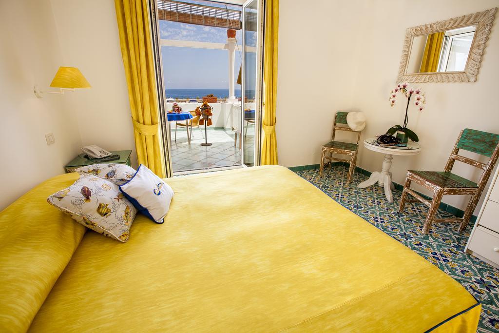 Hotel La Sirenella Lacco Ameno  Kültér fotó